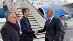 US envoys arrive in Moscow ahead of Ukraine talks