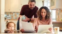 Almost half of households do not see benefits of economic growth, report says
